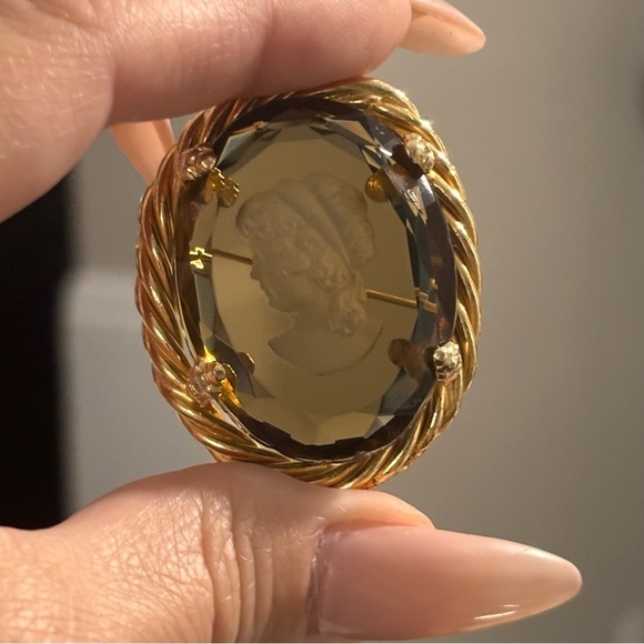 Vintage topaz Faceted Glass Oval Intaglio Ring - Picture 5 of 12